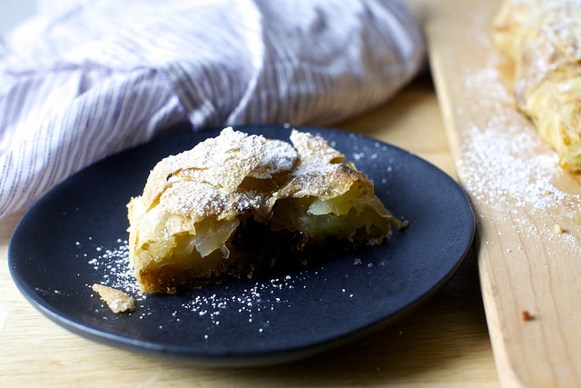 30473174130_6658f81ae2_z