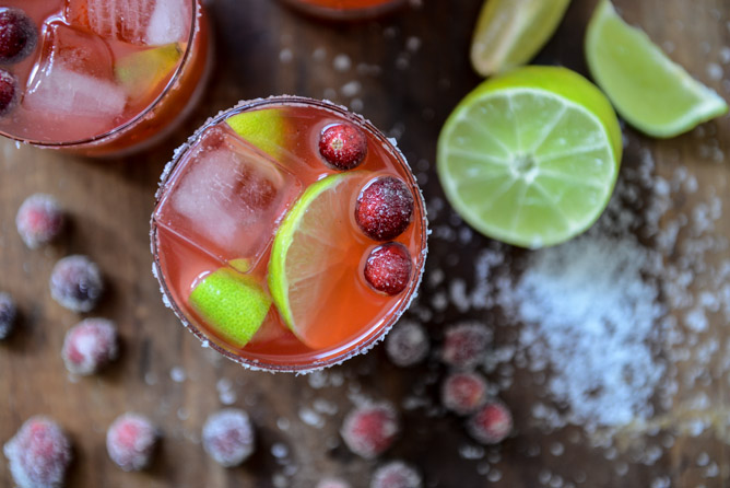 cranberry-ginger-vanilla-margaritas-i-howsweeteats-com-1-2