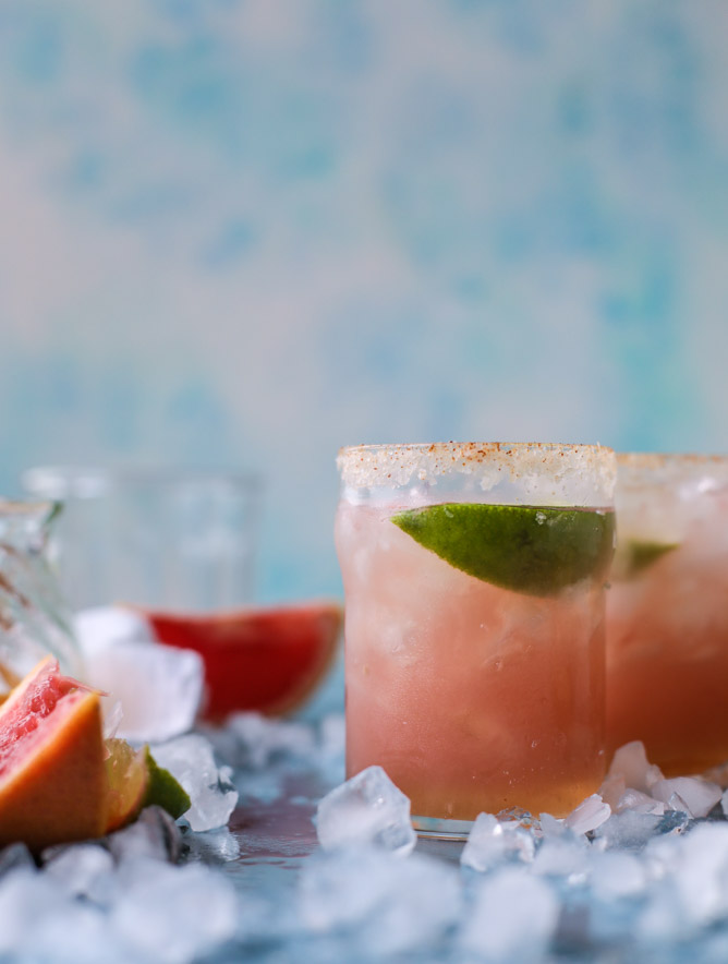 grapefruit-margaritas-i-howsweeteats-com-12